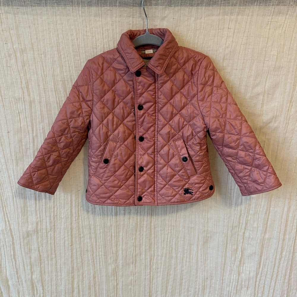Burberry Kids Quilted Puffer Jacket in Rose